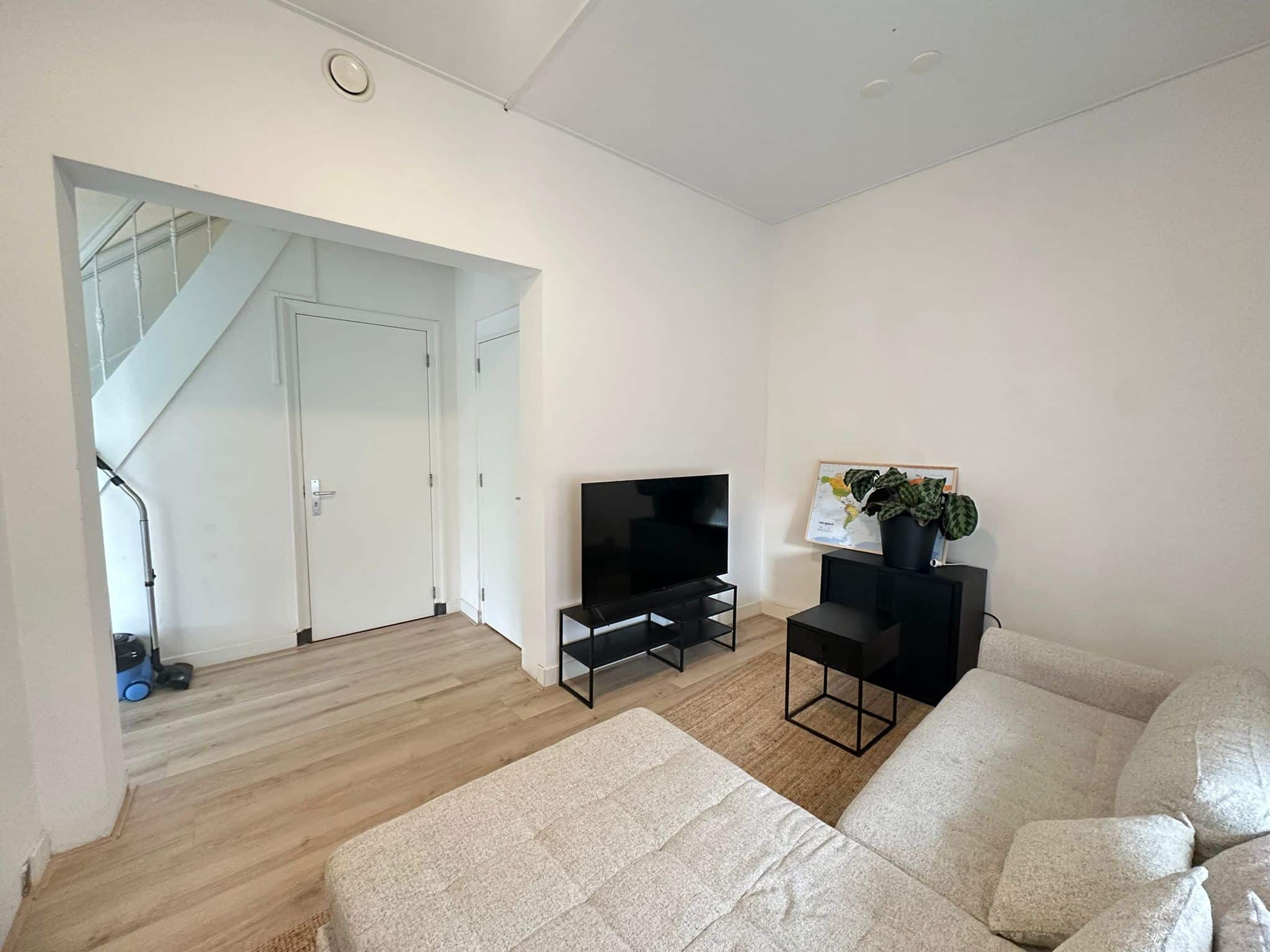 WhatsApp Image 2025-10-14 at 16.09.49 (3)