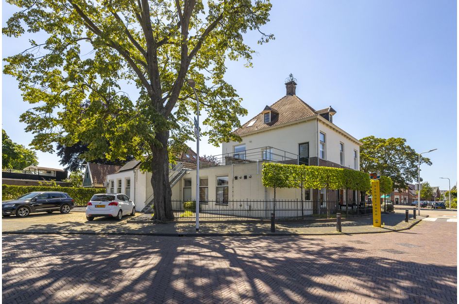 3-oranjestraat-1-sliedrecht-min-39588_945x625_canvas